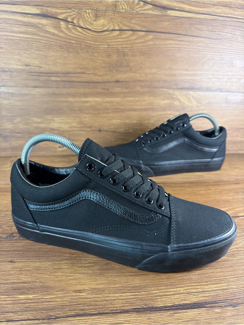 Vans Old Skool Triple Black Low Top Sneakers Women’s Size 9.5 Shoes
